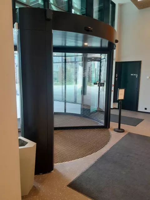 Hooldus — ARTER keskus, Liivalaia tn, Tallinn