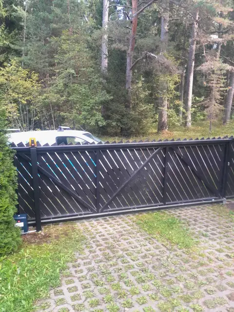 Liugvärav — Eramaja, Kakumäe, Tallinn