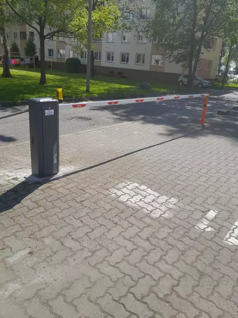Paigaldus — Korterelamu, Madala 15, Tallinn